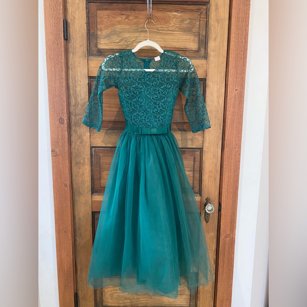 Emerald green lace dress